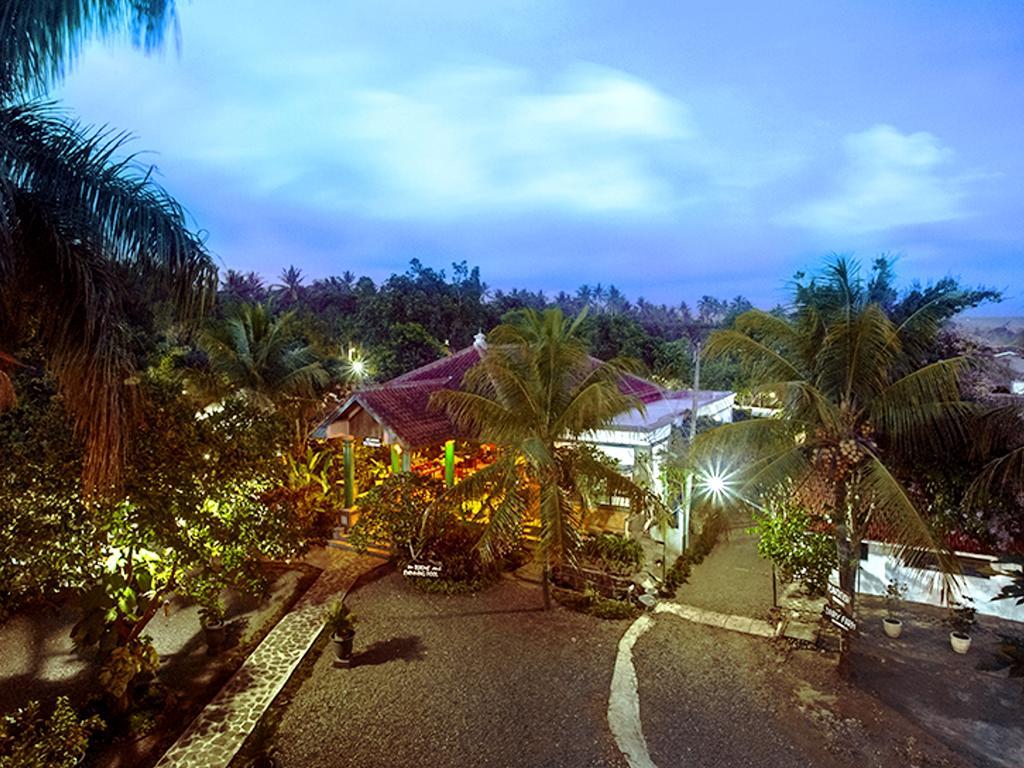 Kalibaru Margo Utomo Eco Resort מראה חיצוני תמונה