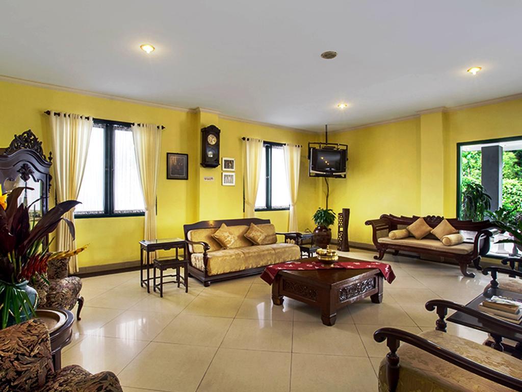 Kalibaru Margo Utomo Eco Resort מראה חיצוני תמונה